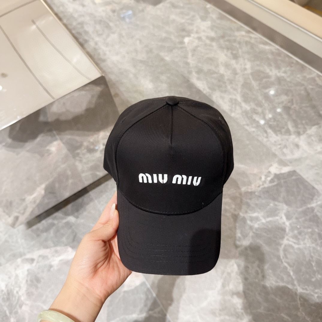 Miu Miu Caps